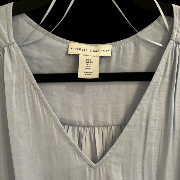 cupcakes and cashmere baby blue blouse Size Small - Picture 2 of 4